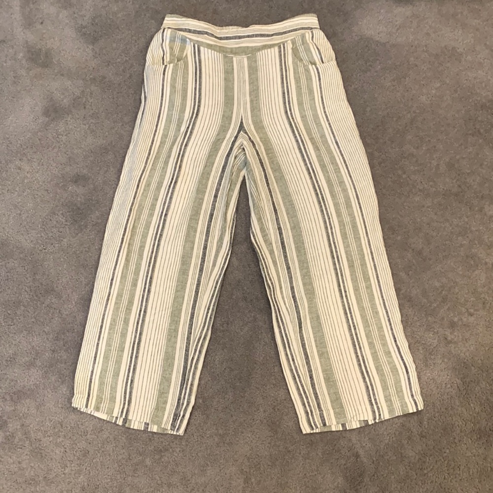 Picadilly Canada Wide Leg Linen Striped Capri Pants